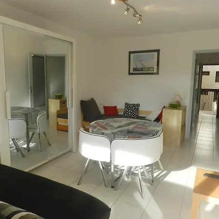 Studio Bormes-les-mimosas, 1 Piece, 4 Personnes - Fr-1-713-143