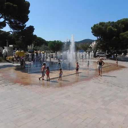דירה Studio Bormes-les-mimosas, 1 Piece, 4 Personnes - Fr-1-713-143